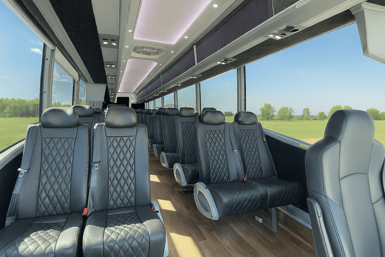 coach bus in Warwick