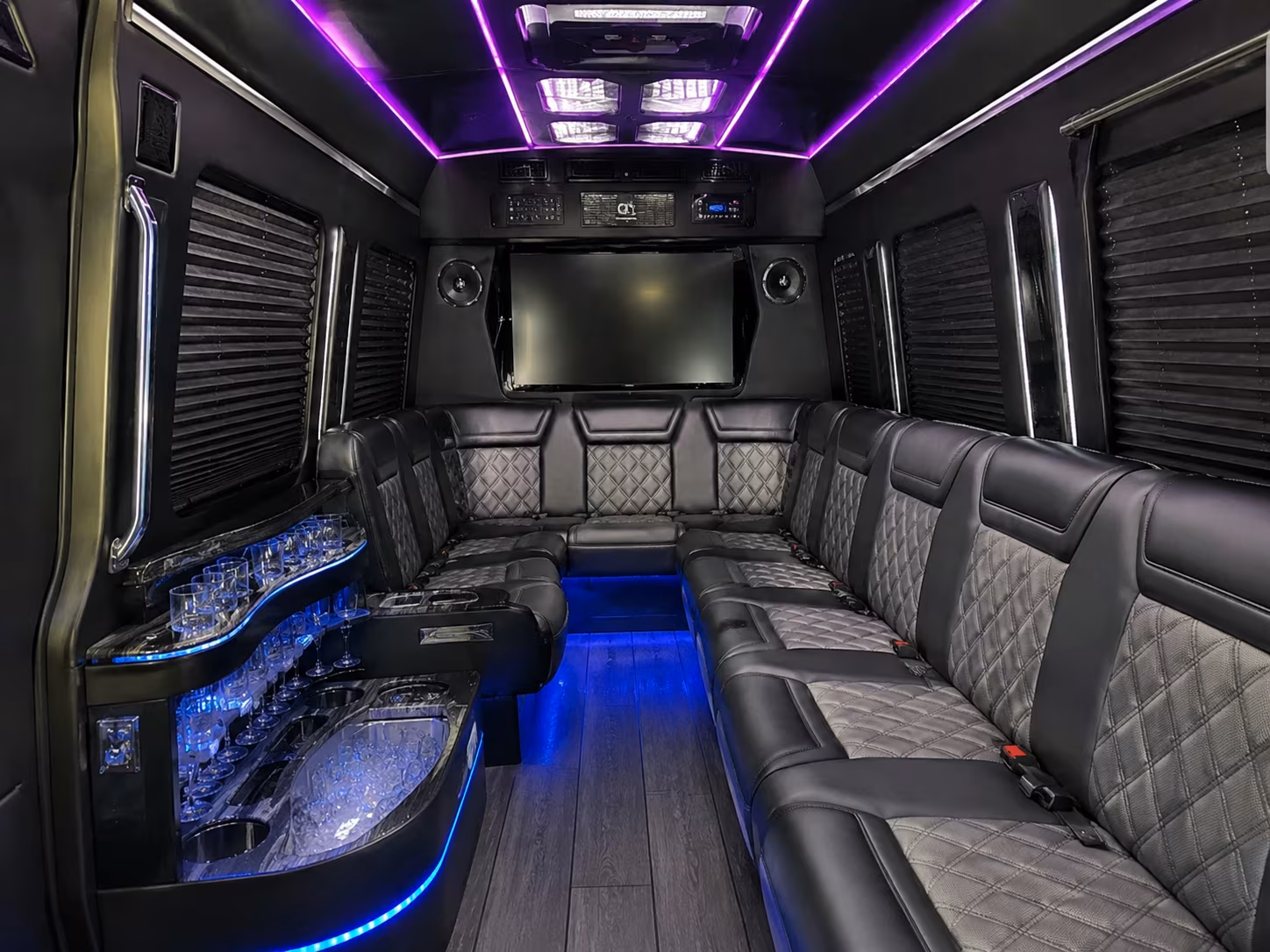 concert and sporting event buses from warwick