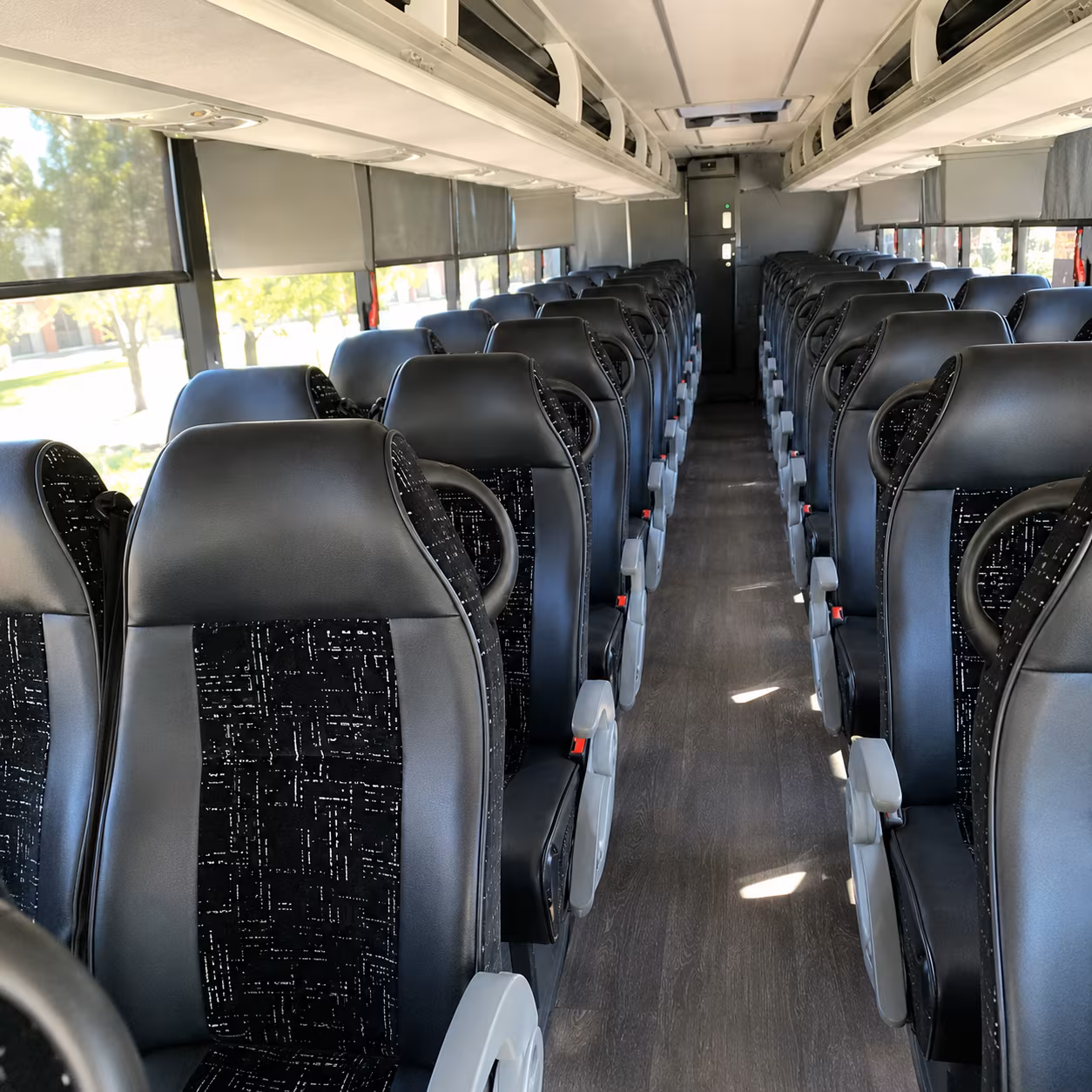 long distance bus trips from warwick to boston and cape cod
