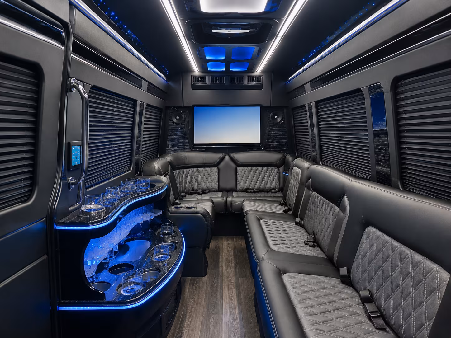 prom night dinner and venue bus rentals around warwick
