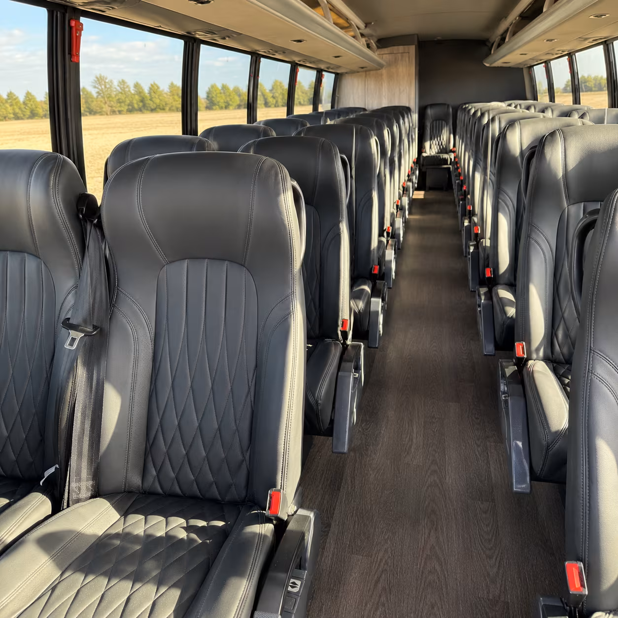 sprinter van and minibus rentals for small group wine tours near warwick