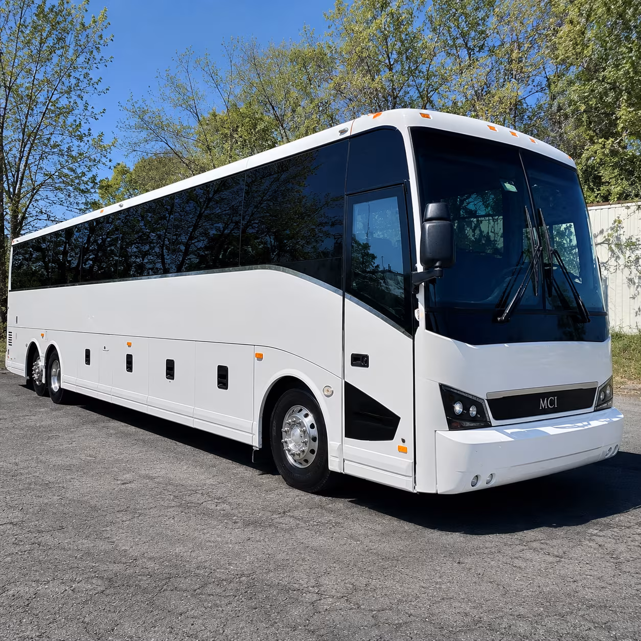 warwick charter bus rentals for long distance trips to new york city