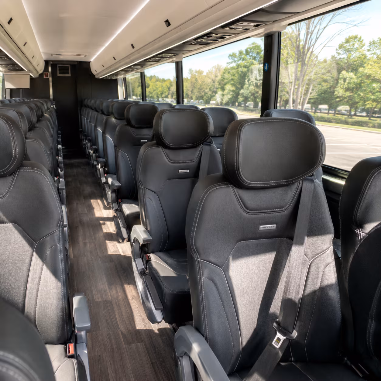 warwick charter bus