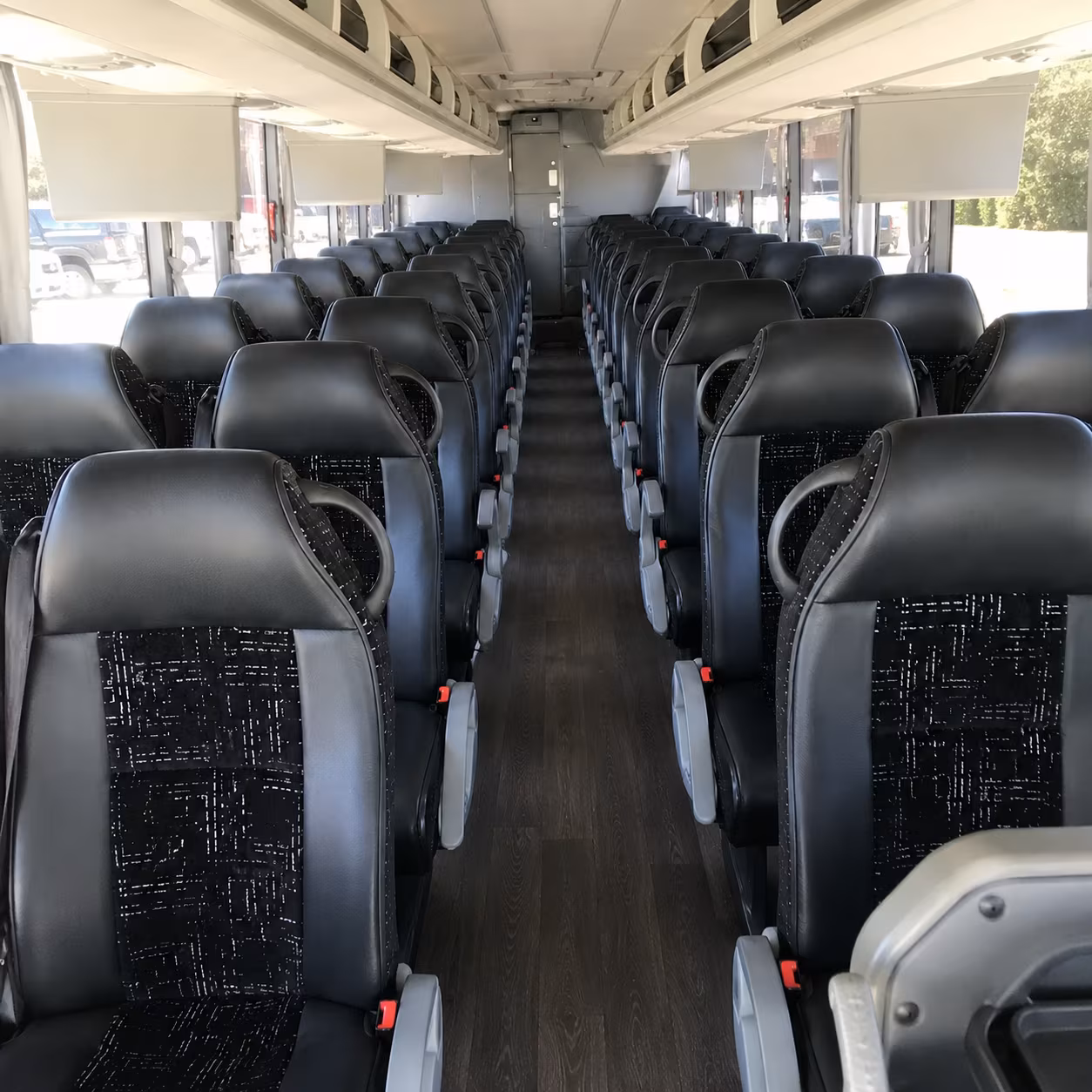 warwick long distance bus rentals for sports teams and tournament travel