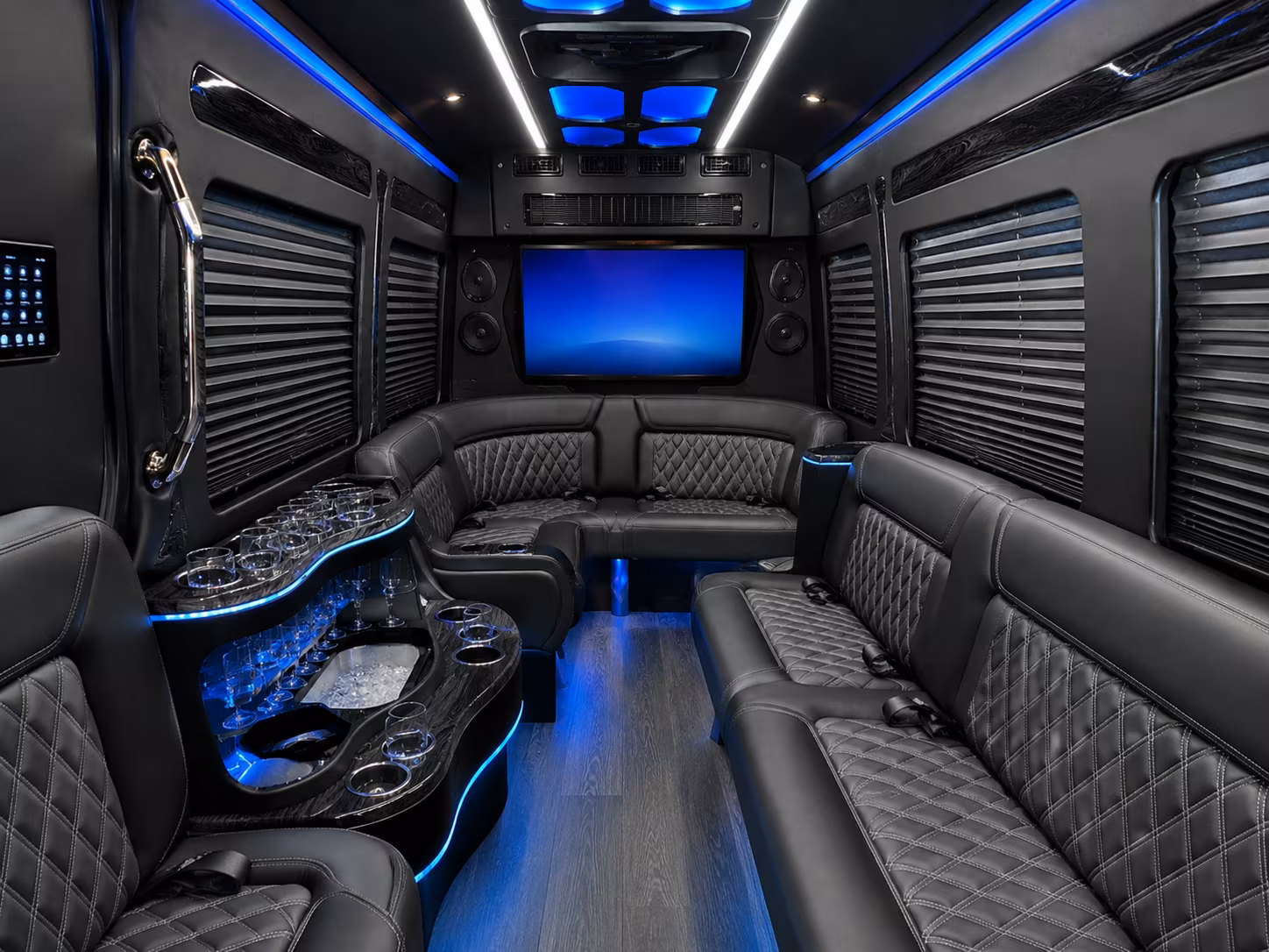 warwick sporting event transportation
