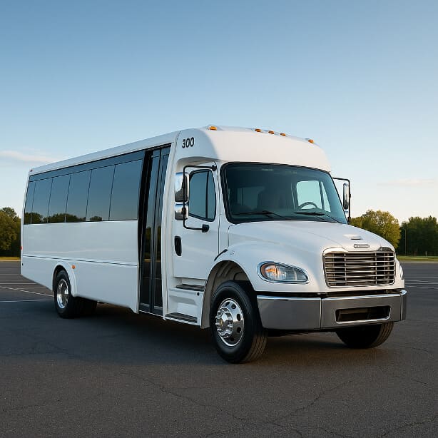 Warwick Coach Bus Service 25 Passenger Minibus